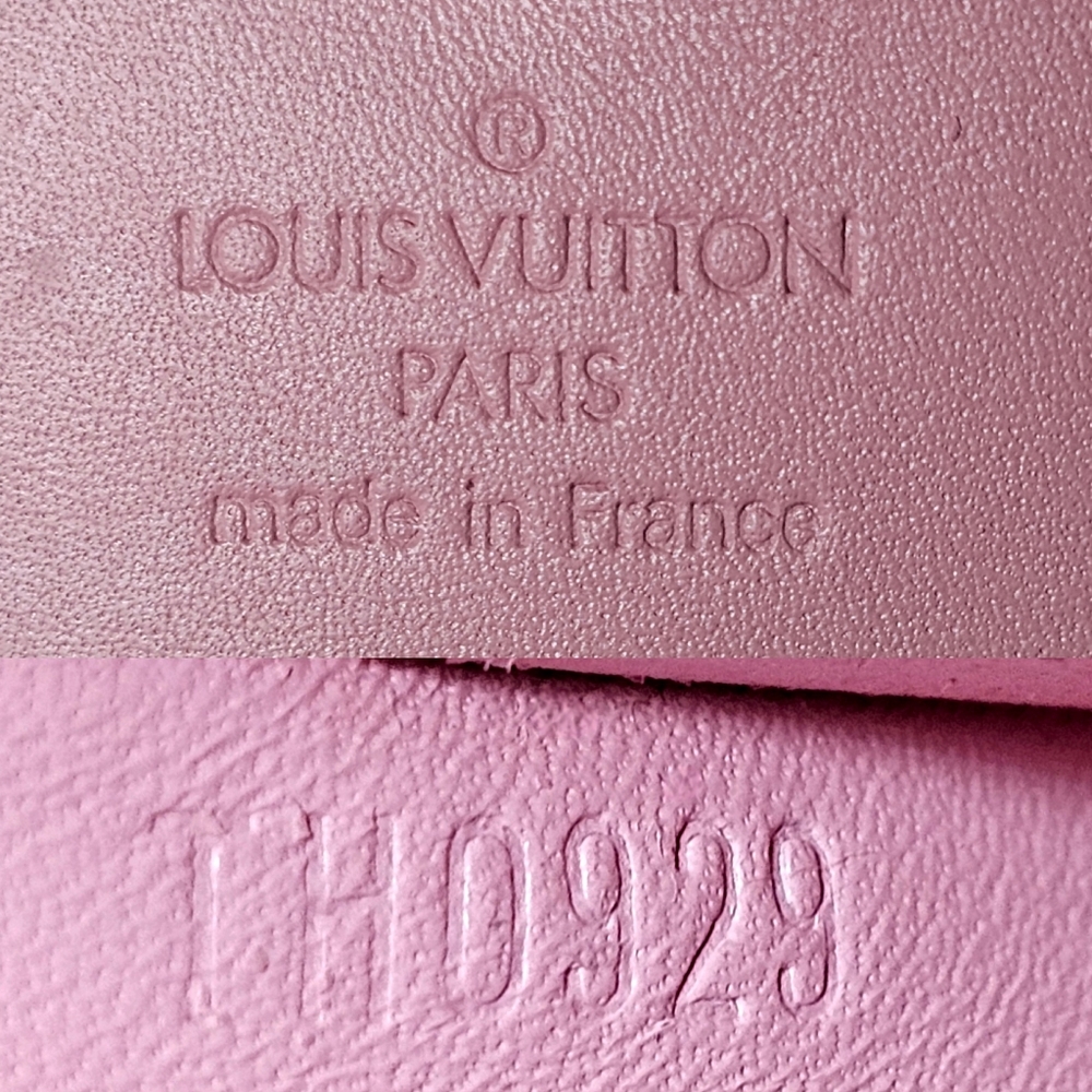 Authentic LOUIS VUITTON Vernis Walker Pink Tri-Fold Crossbody Wallet - Picture 11 of 14